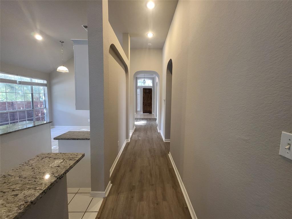 119 St James Road Irving, TX 75063 - Photo 9 of 10