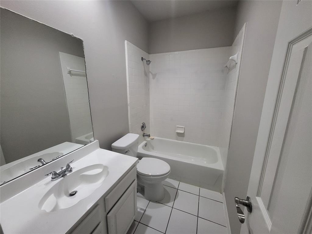 119 St James Road Irving, TX 75063 - Photo 10 of 10