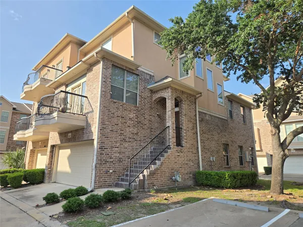 $309,000 | 8020 Pagosa Springs Drive, Houston, TX 77040