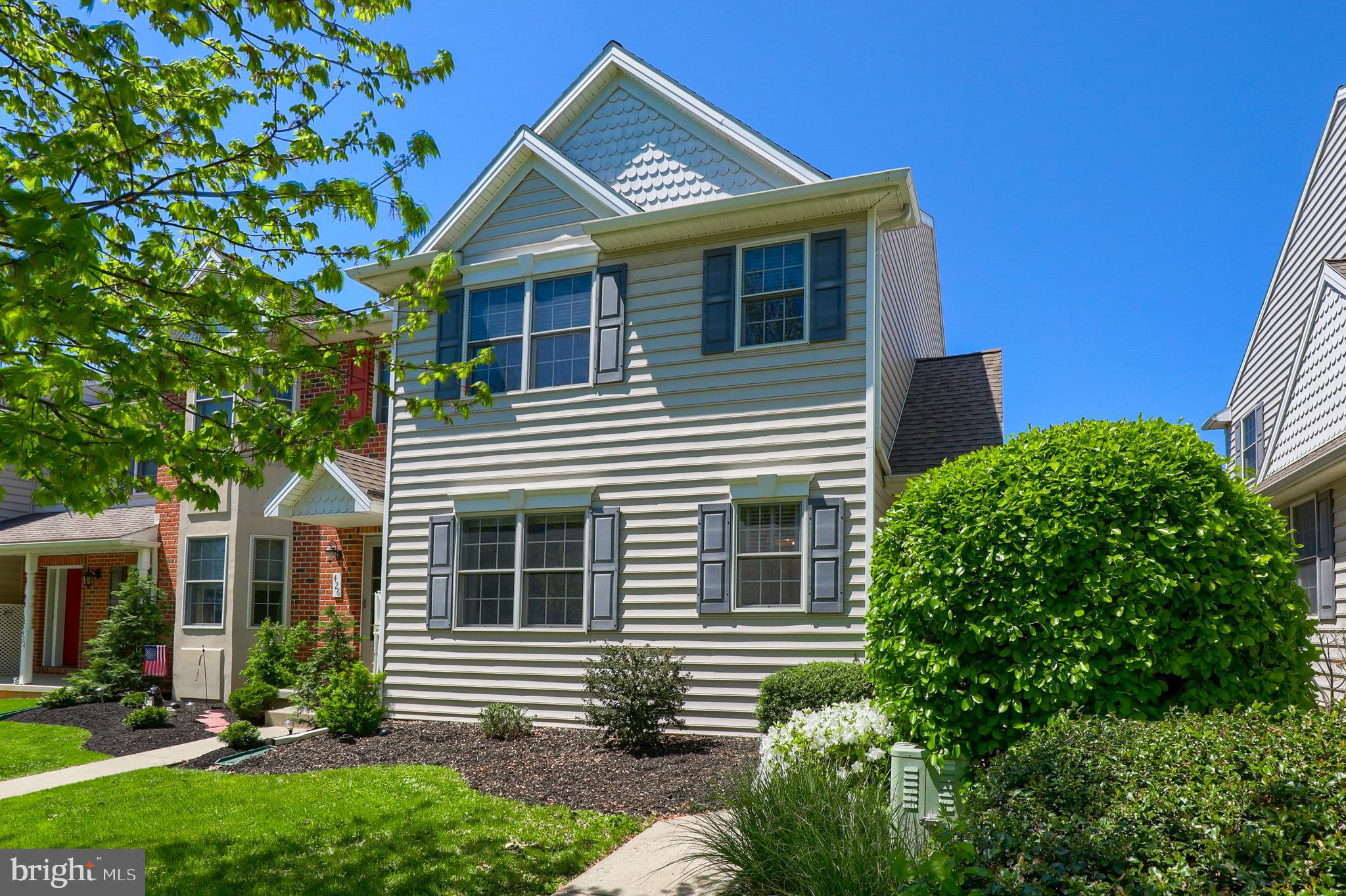 428 North Oak Street Lititz, PA 17543 - Photo 1 of 44 Gallery Image 1