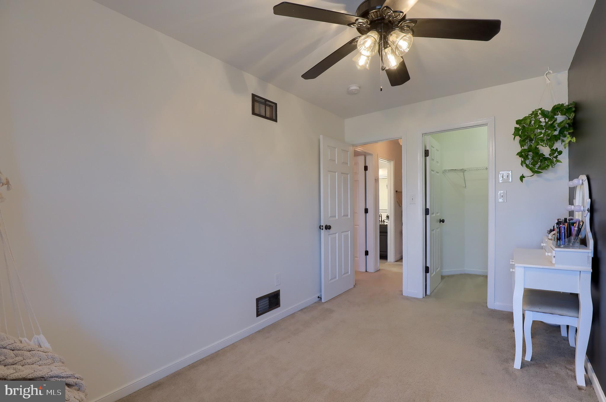 428 North Oak Street Lititz, PA 17543 - Photo 37 of 44 Gallery Image 37