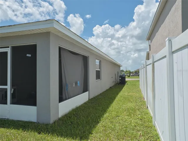 $289,900 | 546 Lorient Drive, Eagle Lake, FL 33839