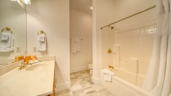 $549,900 | 1688 Lakeview Drive, Young Harris, GA 30582