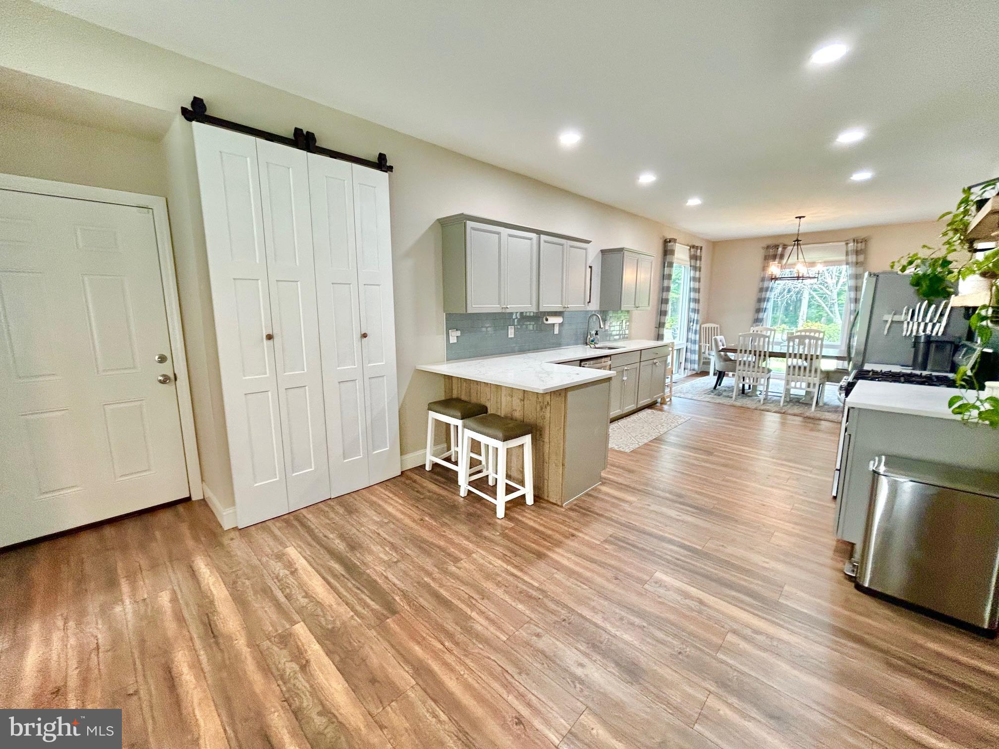 28546 School House Road Columbus, NJ 08022 - Photo 12 of 60 Kitchen