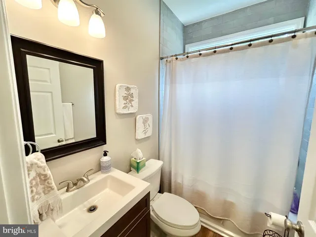 $699,900 | 28546 School House Road, Columbus, NJ 08022