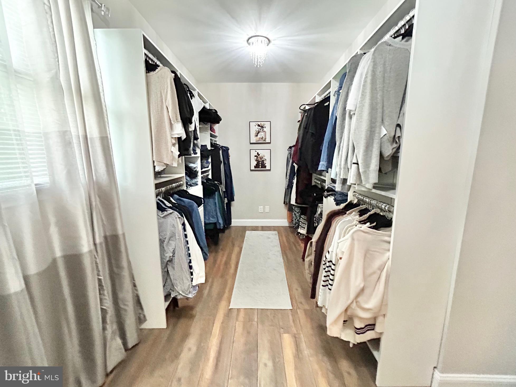 28546 School House Road Columbus, NJ 08022 - Photo 39 of 60 Primary Closet