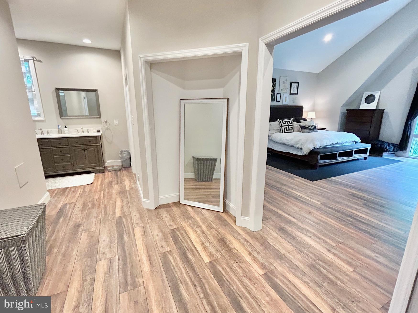 28546 School House Road Columbus, NJ 08022 - Photo 42 of 60 Primary Bath