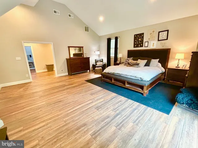 $699,900 | 28546 School House Road, Columbus, NJ 08022