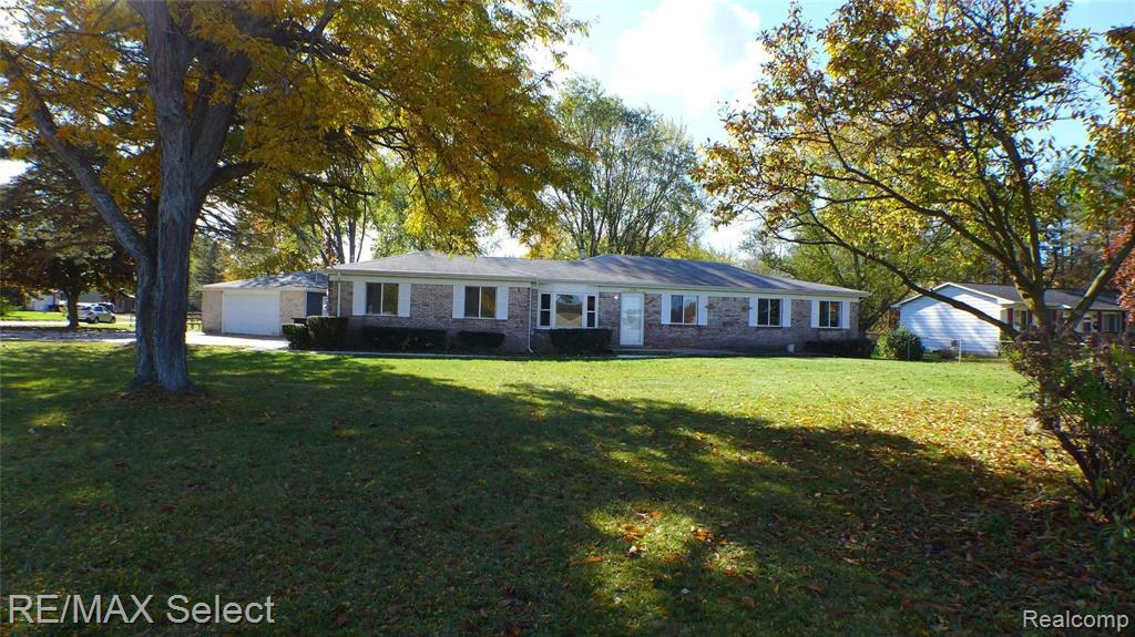 7159 West Mount Morris Road Flushing, MI 48433 - Photo 1 of 42