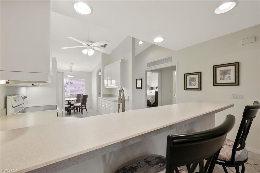 2395 Bayou Lane, Unit 7304 Naples, FL 34112 - Photo 9 of 27 BAR