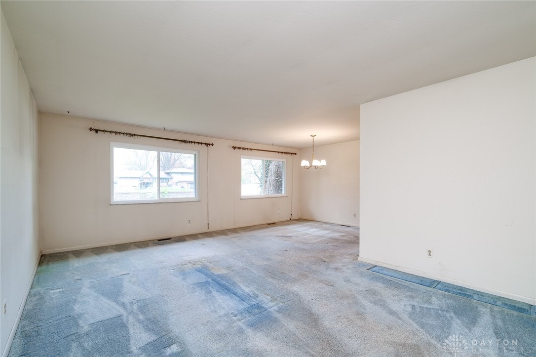 5636 Overbrooke Road Kettering, OH 45440 - Photo 7 of 46 Gallery Image 7