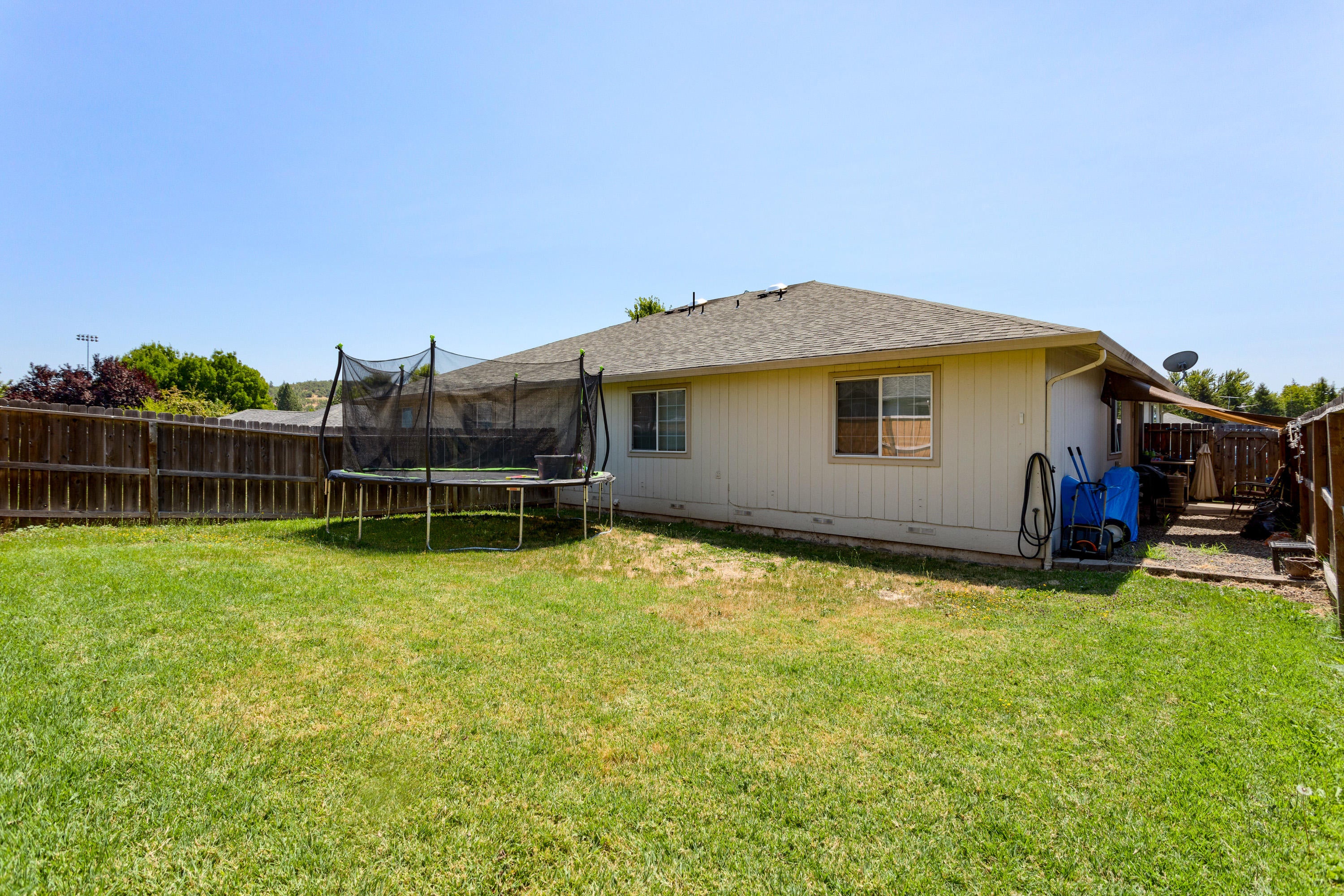 472 Minerva Court Eagle Point, OR 97524 - Photo 22 of 26 17_MC_17