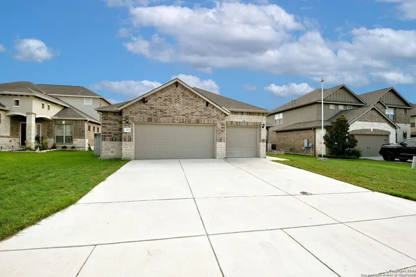 $2,325 | 345 Green Heron, New Braunfels, TX 78130