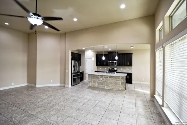 $2,325 | 345 Green Heron, New Braunfels, TX 78130