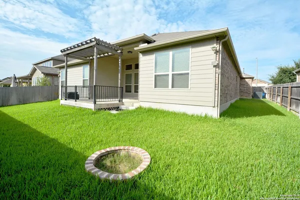 $2,325 | 345 Green Heron, New Braunfels, TX 78130