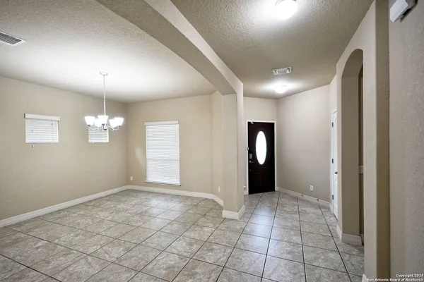 $2,325 | 345 Green Heron, New Braunfels, TX 78130