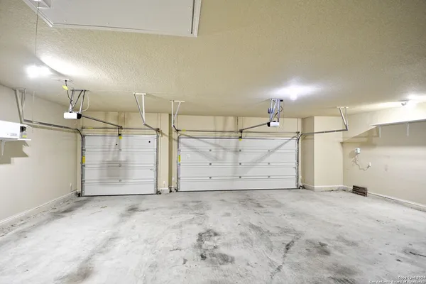 $2,325 | 345 Green Heron, New Braunfels, TX 78130