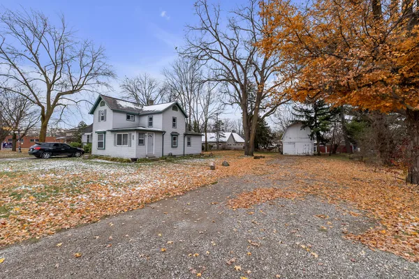 $1,595 | 56733 Grand River Avenue, New Hudson, MI 48165