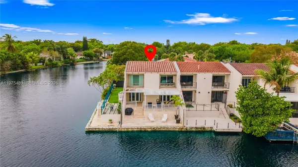 $749,000 | 7282 Jacaranda Lane, Miami Lakes, FL 33014