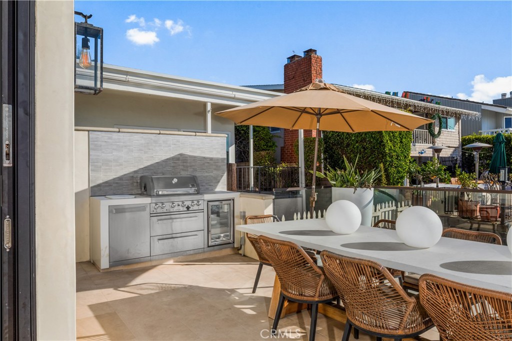 4072 Morning Star Drive Huntington Beach, CA 92649 - Photo 16 of 47