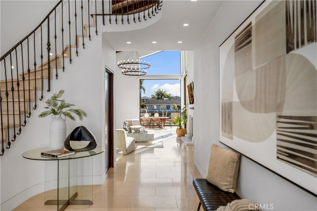 4072 Morning Star Drive Huntington Beach, CA 92649 - Photo 6 of 47