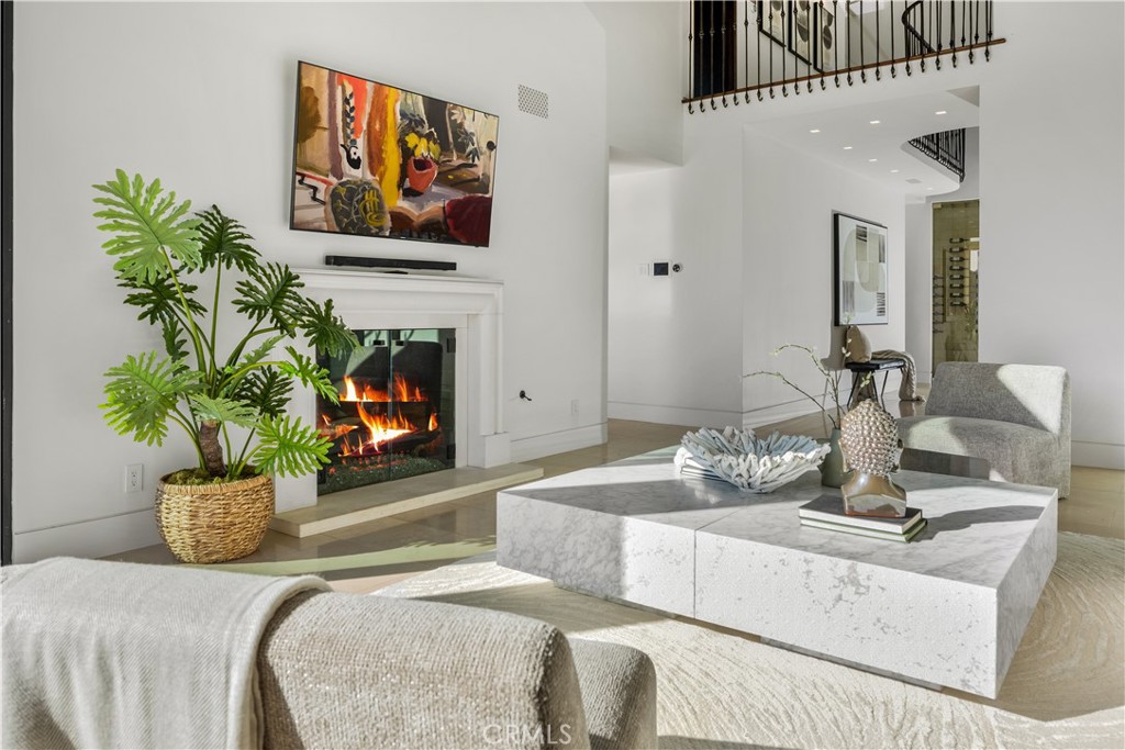 4072 Morning Star Drive Huntington Beach, CA 92649 - Photo 8 of 47