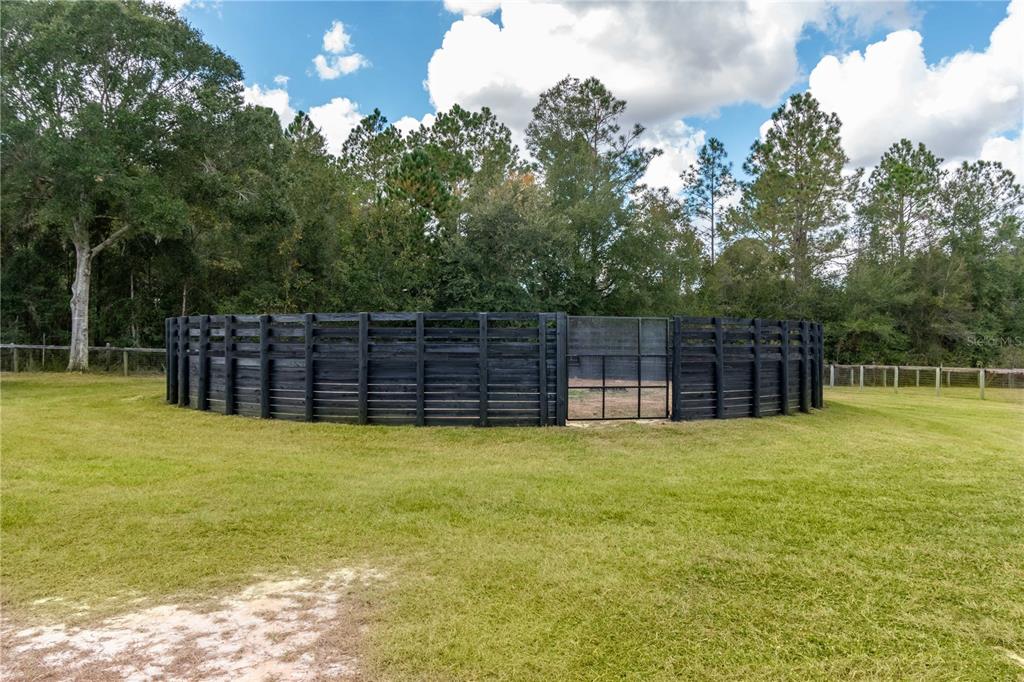 6140 Northwest 145th Avenue Road Morriston, FL 32668 - Photo 36 of 75
