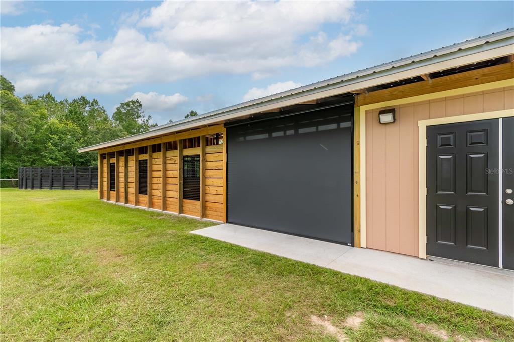 6140 Northwest 145th Avenue Road Morriston, FL 32668 - Photo 64 of 75
