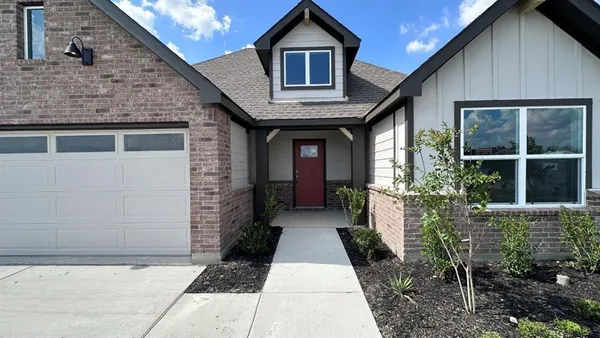 $319,990 | 10760 Bloodstone Drive, Fort Worth, TX 76036