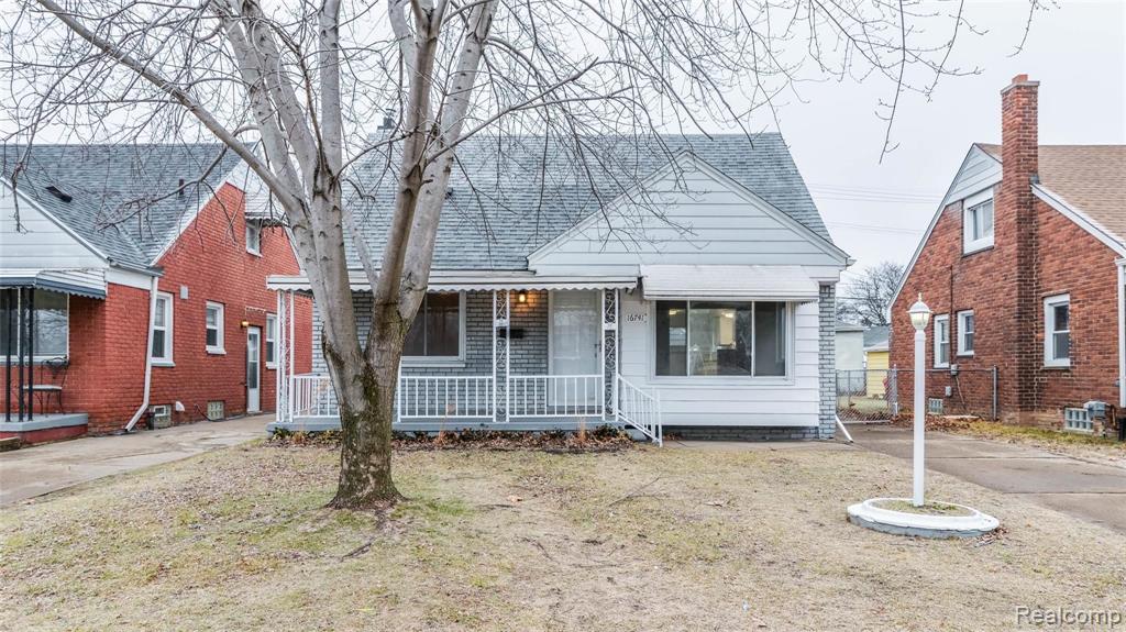 16741 East 8 Mile Road Eastpointe, MI 48021 - Photo 1 of 31