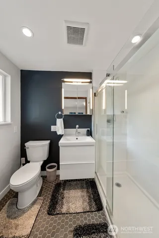 $885,000 | 7703 South 128th Street, Seattle, WA 98178