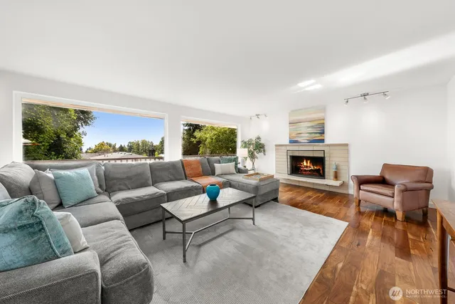 $885,000 | 7703 South 128th Street, Seattle, WA 98178