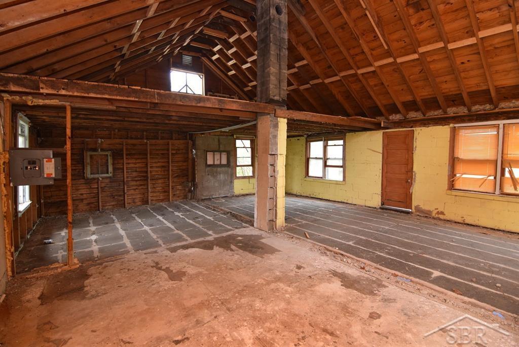 2114 Walter Road Beaverton, MI 48612 - Photo 2 of 4