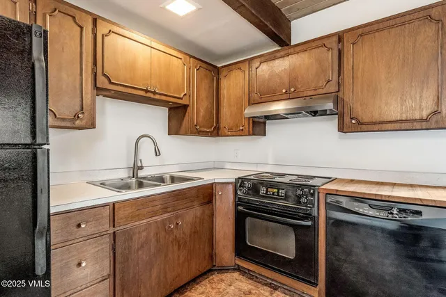 $735,000 | 2450 Chamonix Lane, Unit A2, Vail, CO 81657