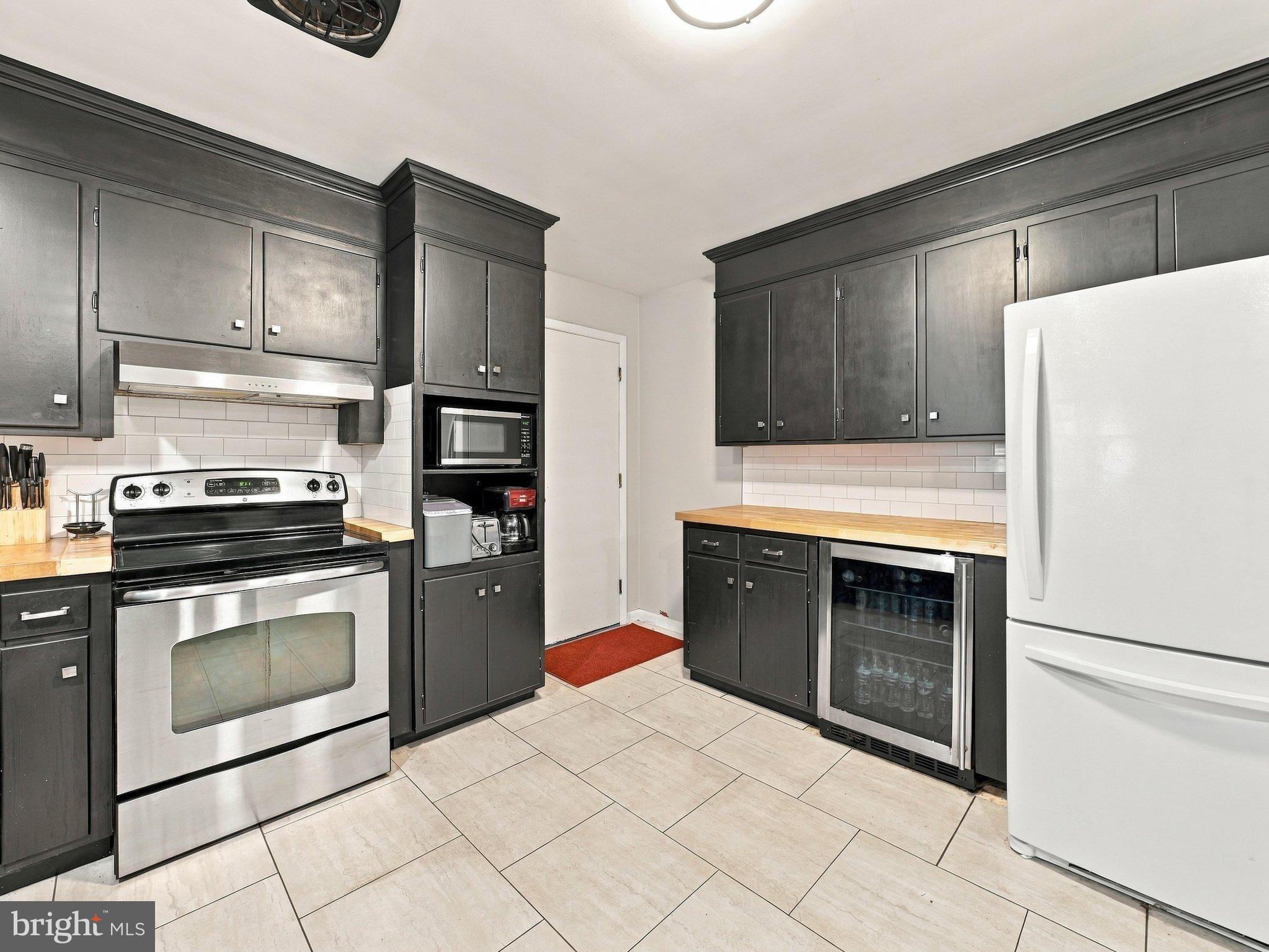 14840 Hollowell Church Road Waynesboro, PA 17268 - Photo 7 of 46 Gallery Image 7
