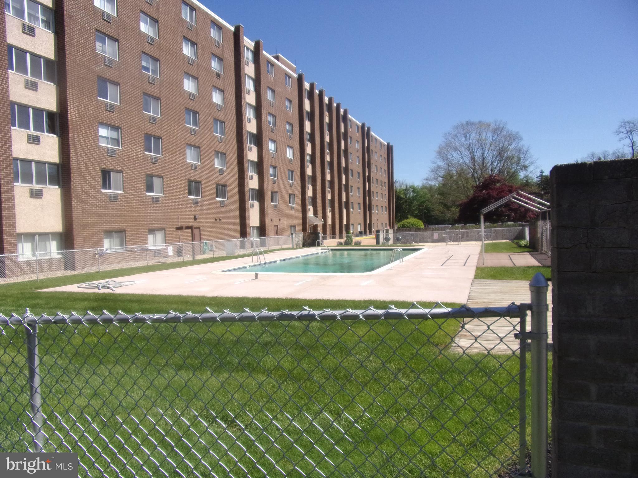 860 Lower Ferry Road, Unit 2L Ewing, NJ 08628 - Photo 3 of 32 Pool Area