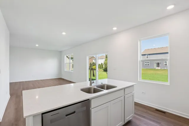 $419,990 | 13707 Palmetto Drive, Plainfield, IL 60544