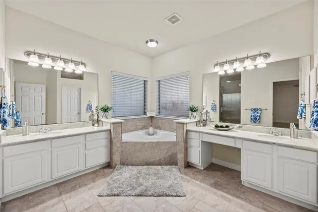 $460,000 | 8311 Brighton Lake Lane, Houston, TX 77095