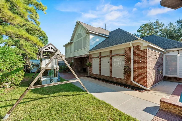 $460,000 | 8311 Brighton Lake Lane, Houston, TX 77095