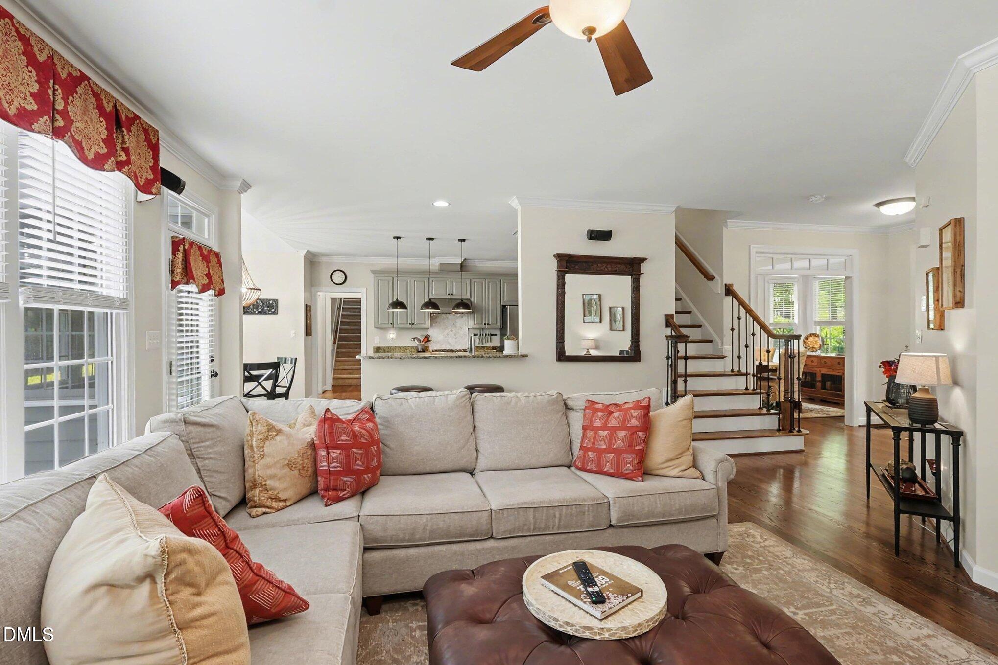 2709 Blaydon Drive Raleigh, NC 27606 - Photo 10 of 47 040_file_8425