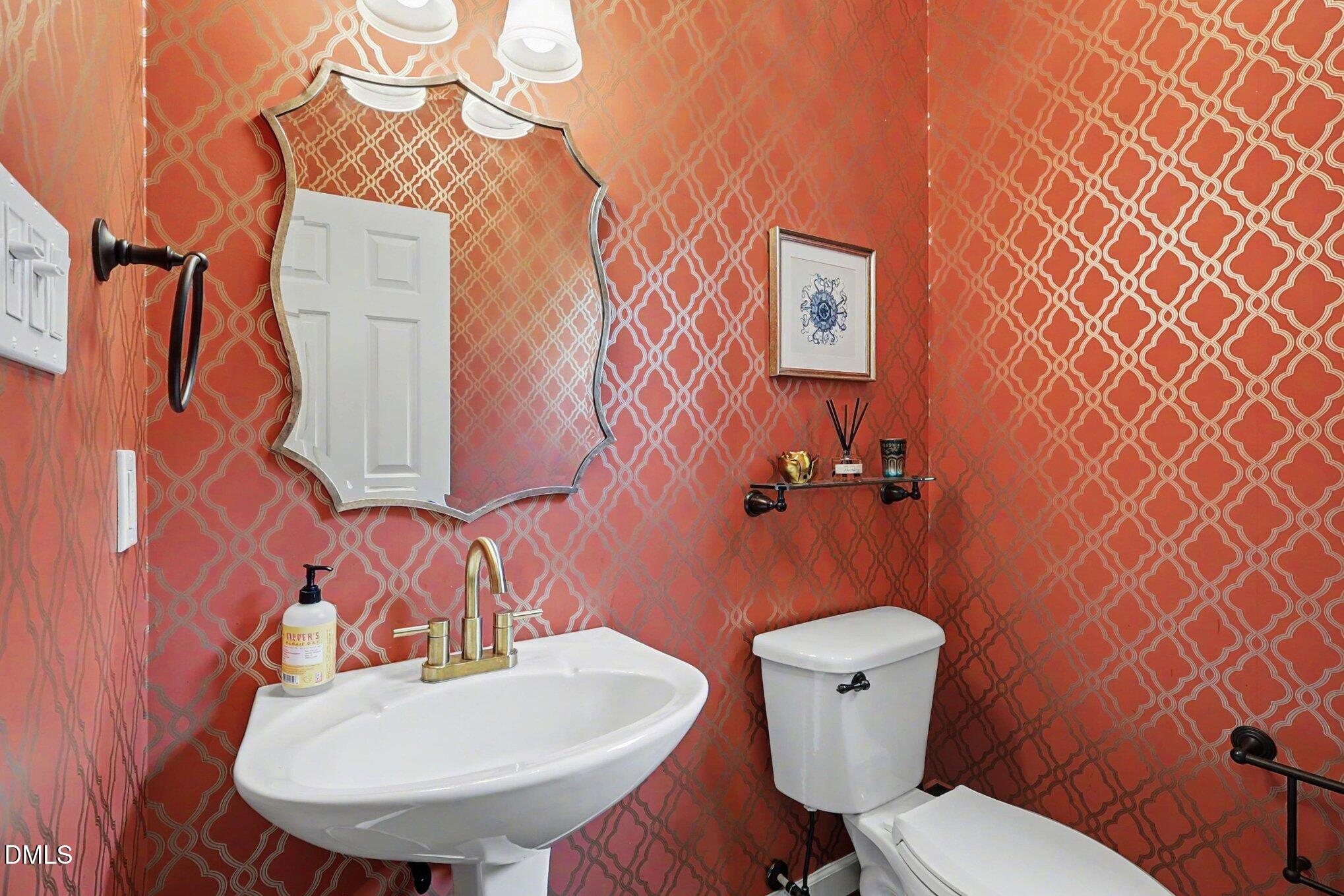 2709 Blaydon Drive Raleigh, NC 27606 - Photo 17 of 47 048_file_3617