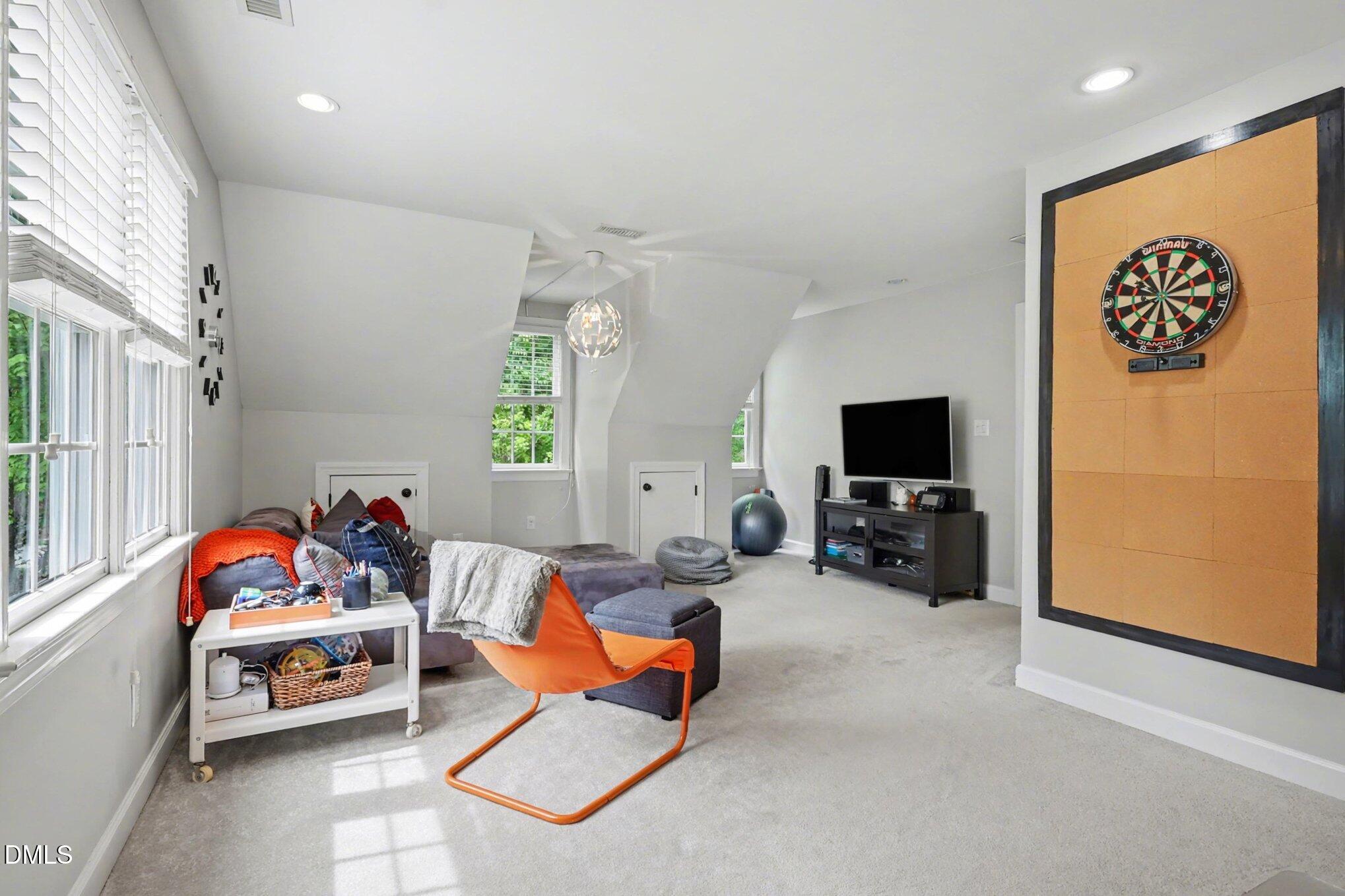 2709 Blaydon Drive Raleigh, NC 27606 - Photo 29 of 47 052_file_3646