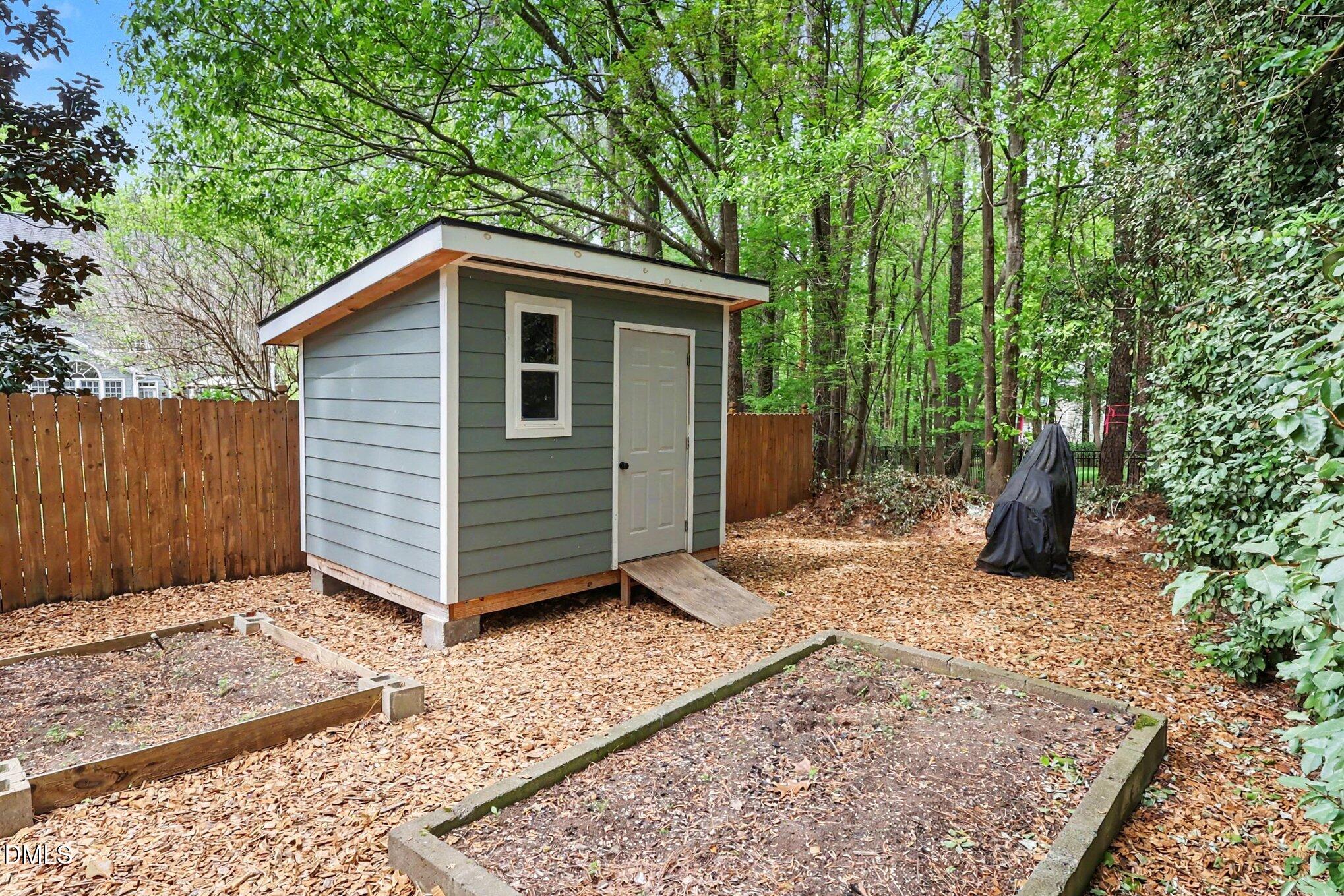 2709 Blaydon Drive Raleigh, NC 27606 - Photo 34 of 47 026_file_9647