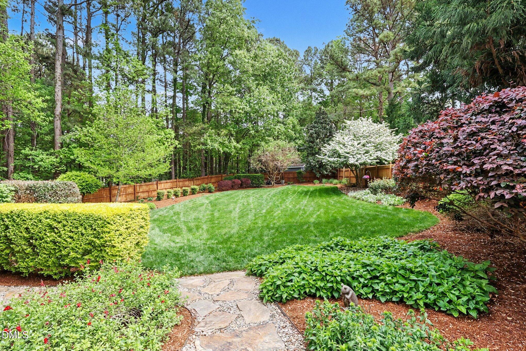 2709 Blaydon Drive Raleigh, NC 27606 - Photo 4 of 47 029_file_4426