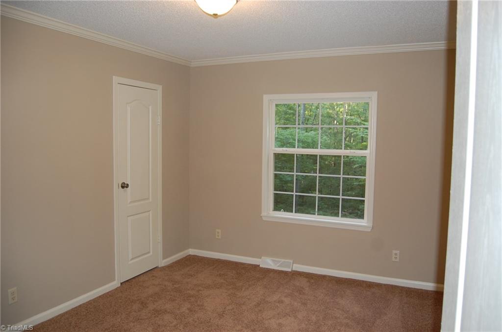 540 Chase Road Thomasville, NC 27360 - Photo 19 of 27 Gallery Image 19