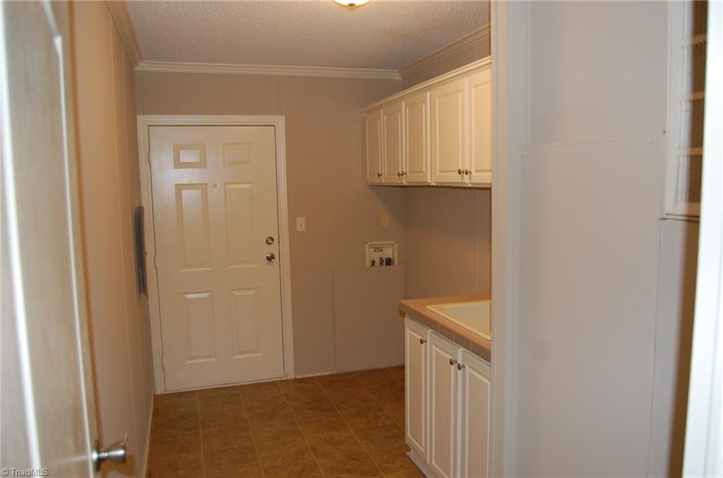 540 Chase Road Thomasville, NC 27360 - Photo 21 of 27 Gallery Image 21