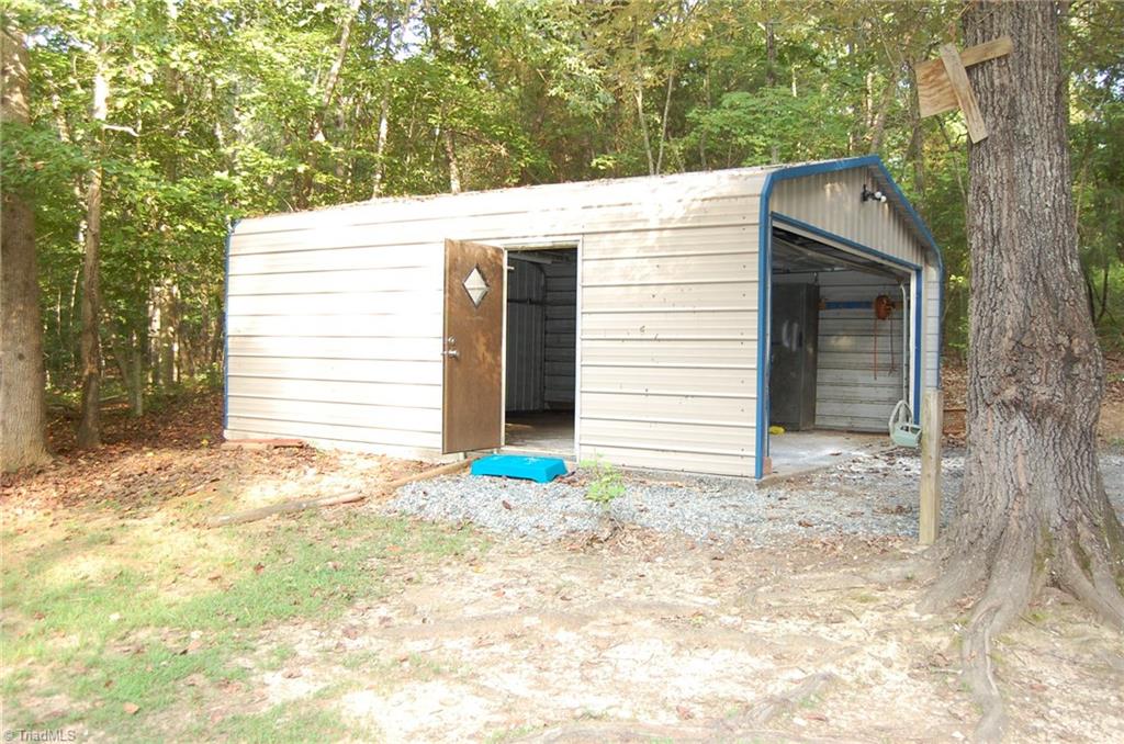 540 Chase Road Thomasville, NC 27360 - Photo 26 of 27 Gallery Image 26