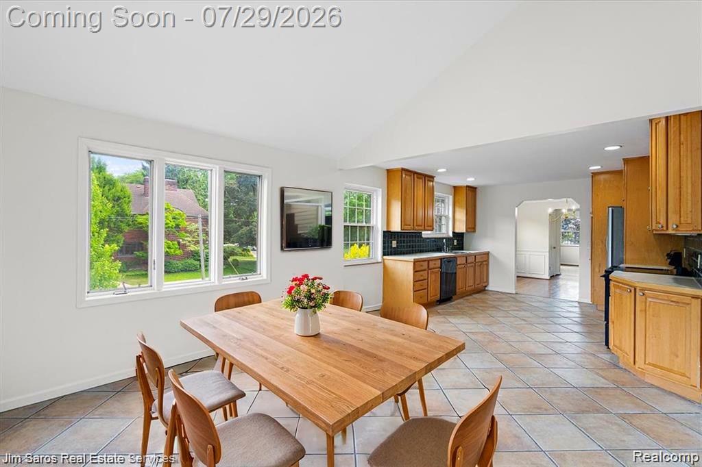 620 Neff Road Grosse Pointe, MI 48230 - Photo 6 of 14 Gallery Image 6