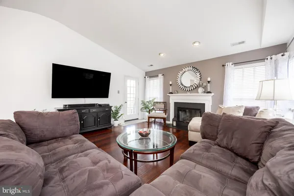 $419,000 | 115 Jeffords Court, Unit 1002, Phoenixville, PA 19460