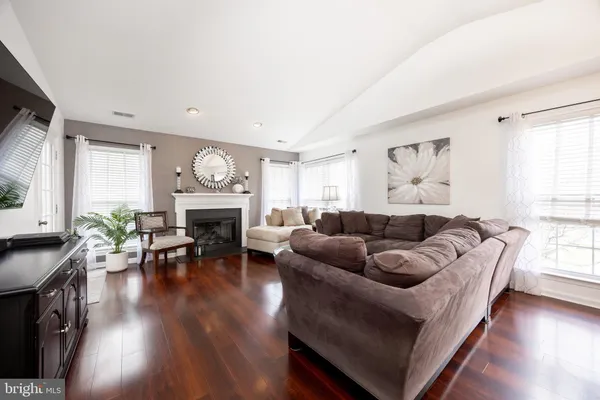 $419,000 | 115 Jeffords Court, Unit 1002, Phoenixville, PA 19460